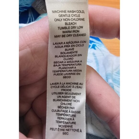 Chico's Womens sz 1 blue white floral short sleeve round neck shirt Cotton knot - Picture 9 of 10